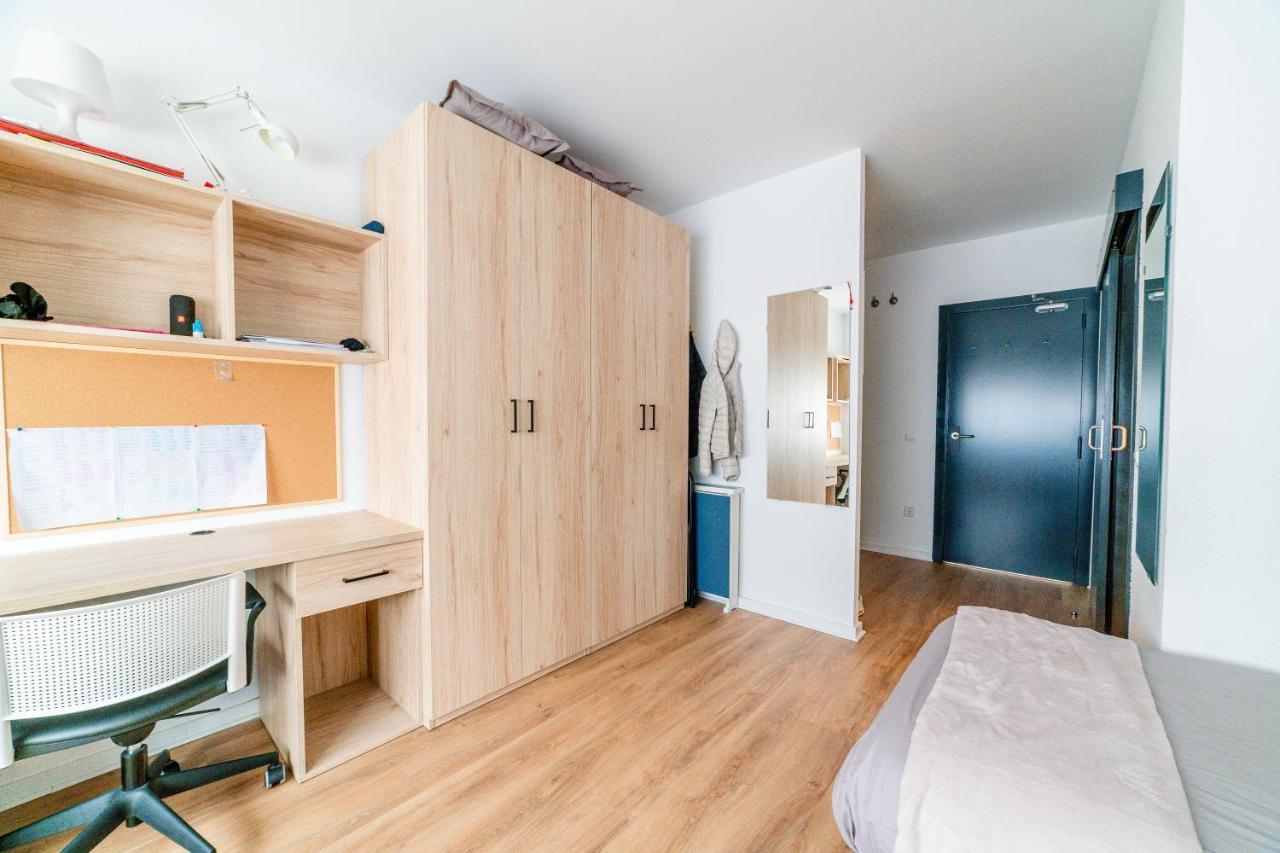 Micampus Logrono Student Residence Exteriör bild